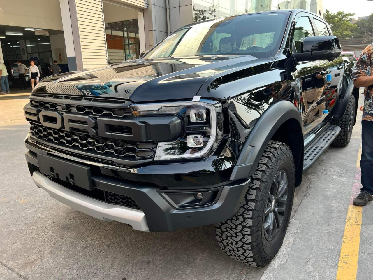 Ford Ranger Raptor 2023 tại Việt Nam trang bị ít Ford Ranger Raptor 2023 tại Việt Nam trang bị ít