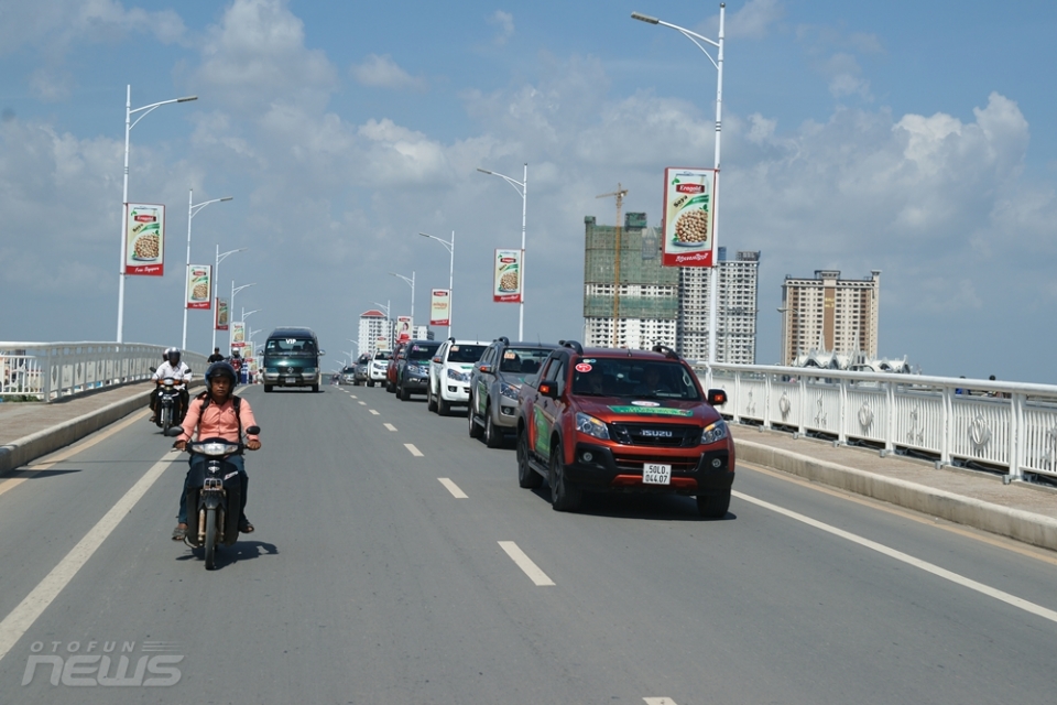Isuzu Diesel Challenge 2017: D-max tiêu hao 2,81L/243 km! isuzu diesel challenge 2017 d max tieu hao 281l243 km