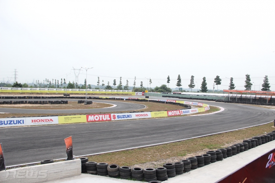 Bình Dương: Trường đua 2KCIRCUIT chính thức đi vào hoạt động binh duong truong dua 2kcircuit chinh thuc di vao hoat dong