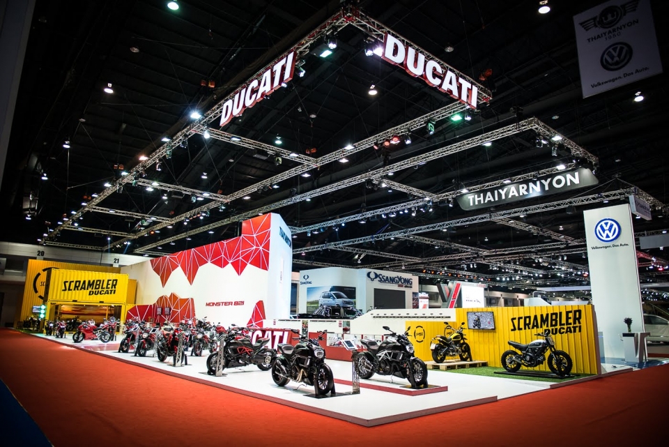 vmcs 2017 ducati se trinh lang 4 mau xe moi tai trien lam