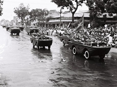hoai niem voi chum anh duong pho viet nam nhung thap nien 1950 1960