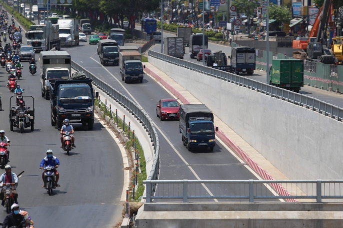 Cận cảnh những công trình giao thông mừng lễ 30/4 can canh nhung cong trinh giao thong mung le 304