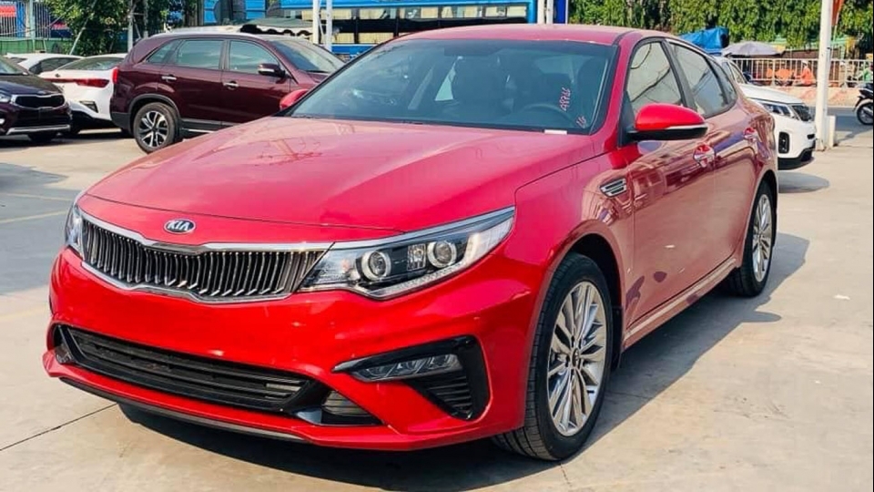 Kia Optima 2019 có giá 789 triệu đồng tại Việt Nam