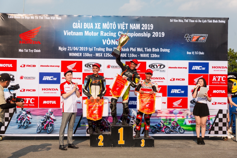 VMRC 2019 chặng 1: Khởi đầu mĩ mãn vmrc 2019 chang 1 khoi dau mi man