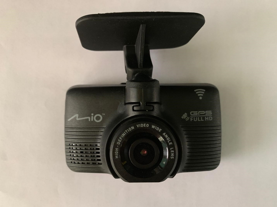 camera hanh trinh mio mivue 792 dat xat ra mieng