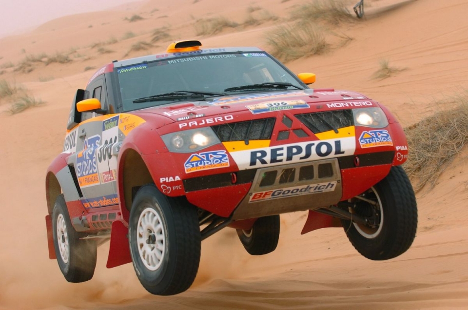 700 chiếc Mitsubishi Pajero cuối cùng chuẩn bị được bán mitsubishi pajero end game voi phien ban dac biet chi 700 xe