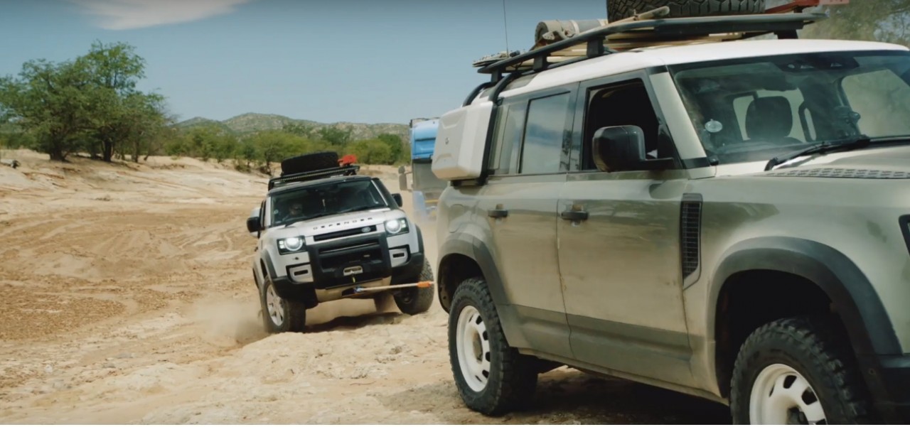 Land Rover Defender xuất hiện với sứ mệnh giải cứu land rover defender xuat hien voi su menh giai cuu