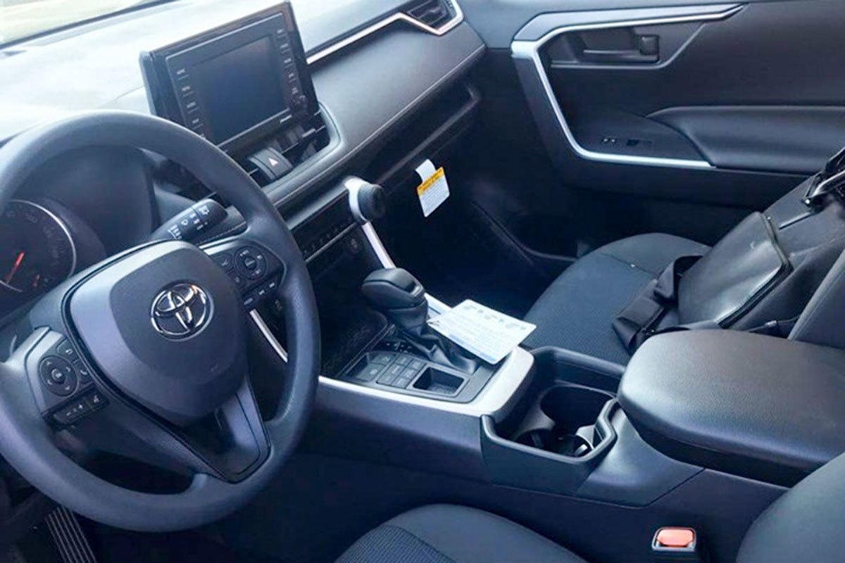 toyota rav4 phien ban gia re ve viet nam gia gan 2 ti dong