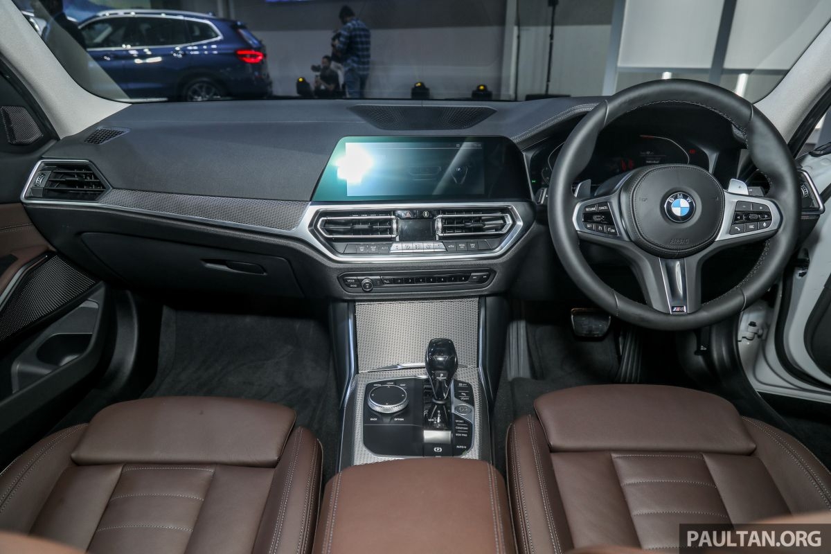 BMW 3-Series bản trục cơ sở dài ra mắt tại Malaysia