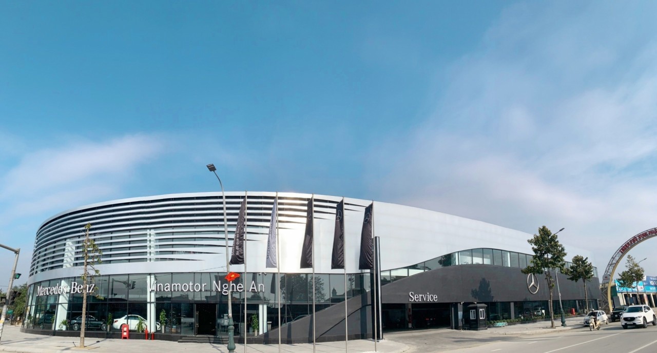 Mercedes-Benz khai trương đại lý tiêu chuẩn MAR 2020 lớn nhất khu vực Bắc và Bắc Trung Bộ