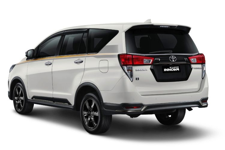 Toyota Innova có thêm phiên bản đặc biệt, giới hạn chỉ 50 xe Toyota Innova có thêm phiên bản đặc biệt, giới hạn chỉ 50 xe