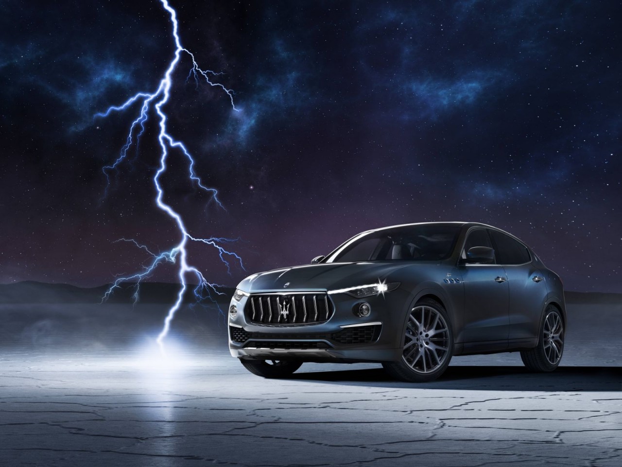 Maserati ra mắt mẫu SUV Hybrid đầu tiên Maserati ra mắt mẫu SUV Hybrid đầu tiên