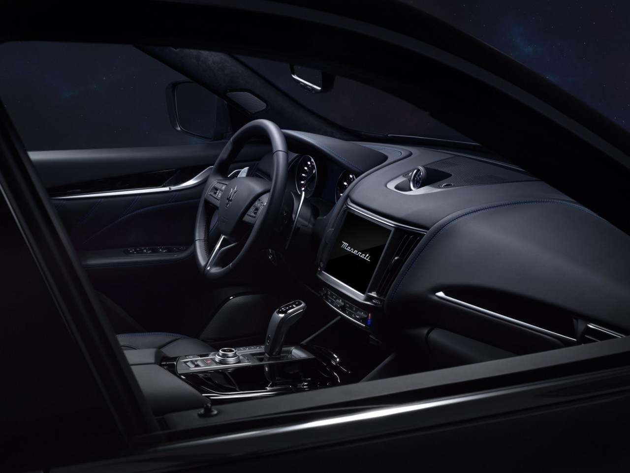 Maserati ra mắt mẫu SUV Hybrid đầu tiên Maserati ra mắt mẫu SUV Hybrid đầu tiên