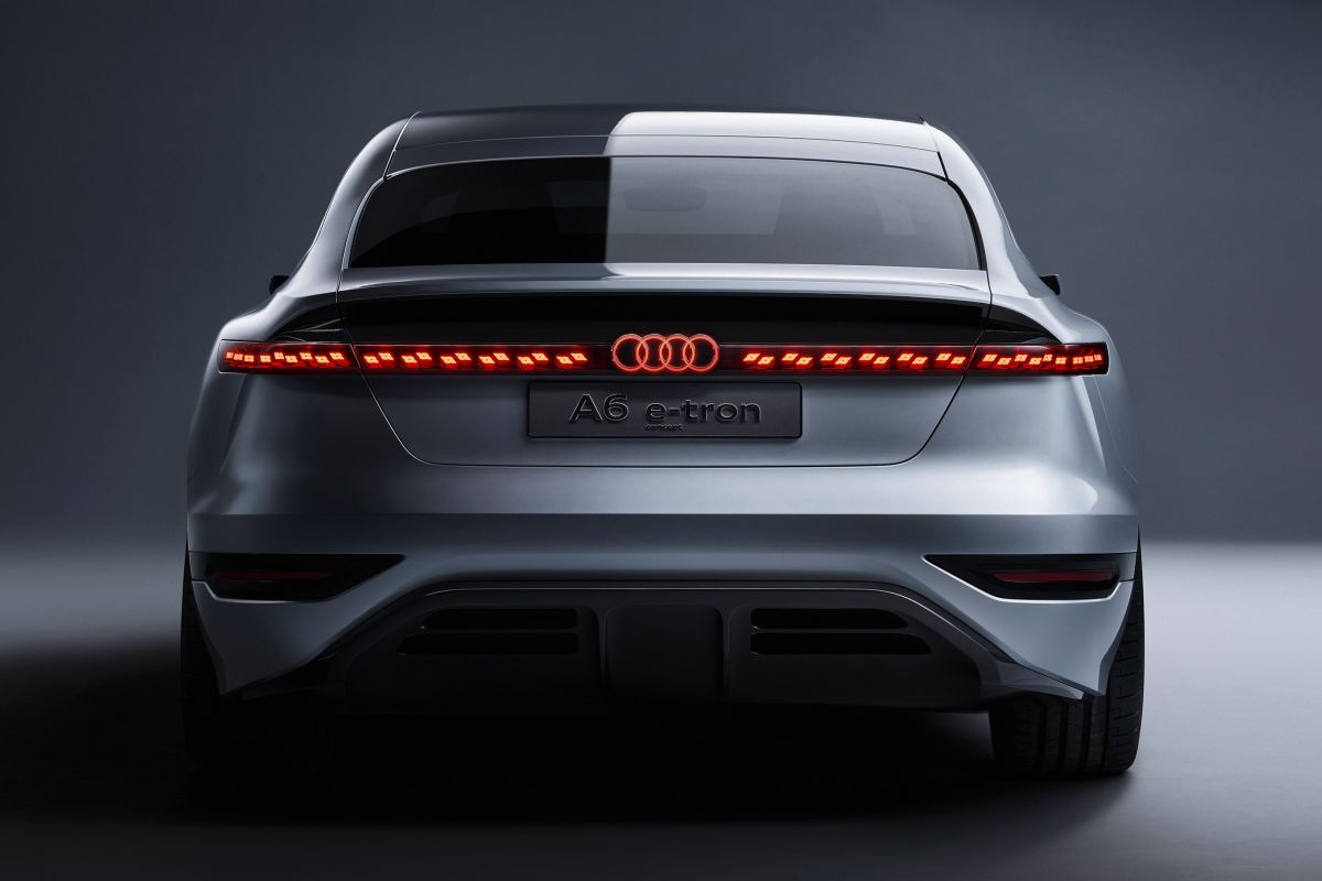 Audi A6 e-tron đi được 700km chỉ với một lần sạc