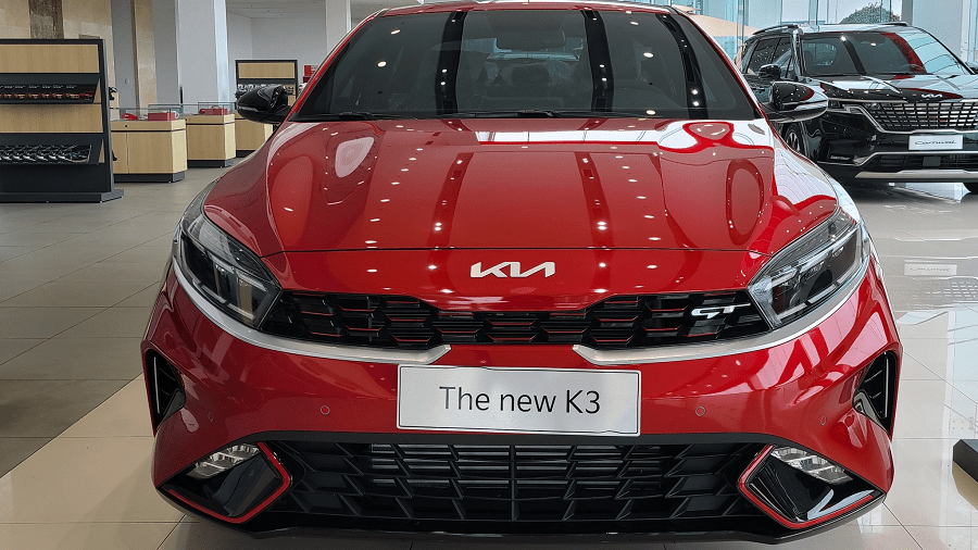 Cận cảnh Kia K3 Turbo GT, giá 759 triệu đồng Cận cảnh Kia K3 Turbo GT, giá 759 triệu đồng