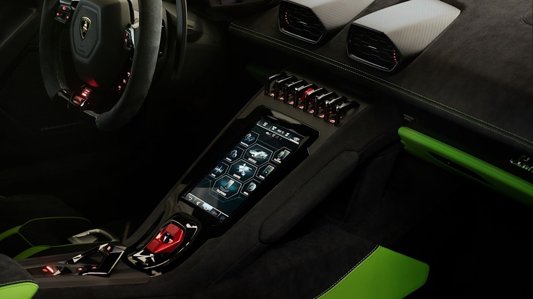 Lamborghini Huracan Tecnica ra mắt, công suất 631 mã lực Lamborghini Huracan Tecnica ra mắt, công suất 631 mã lực