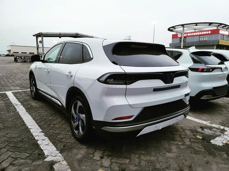 VinFast VF 8 và VF e34 có mặt tại Trung Quốc VinFast VF 8 và VF e34 có mặt tại Trung Quốc