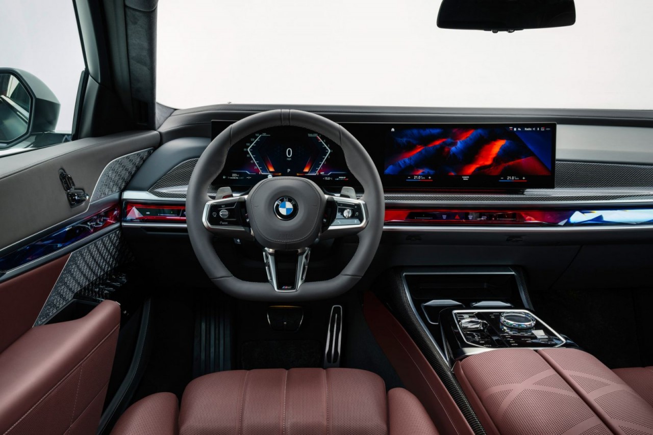 BMW 7-Series 2023 ra mắt, thay đổi toàn diện từ trong ra ngoài BMW 7-Series 2023 ra mắt, thay đổi toàn diện từ trong ra ngoài