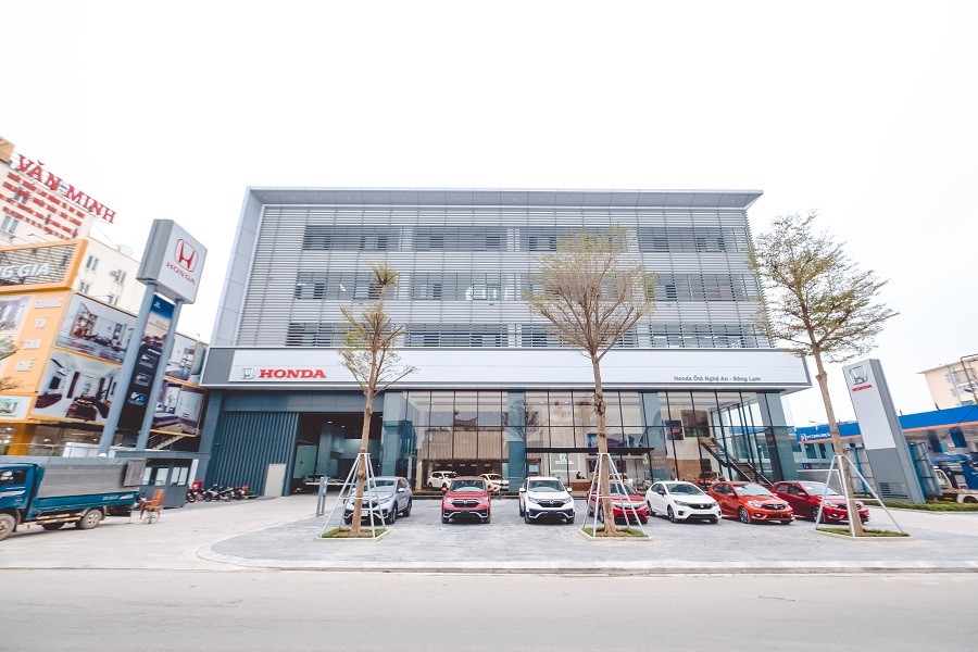 Hai đại lý Honda theo tiêu chuẩn mới đi vào hoạt động Hai đại lý Honda theo tiêu chuẩn mới đi vào hoạt động