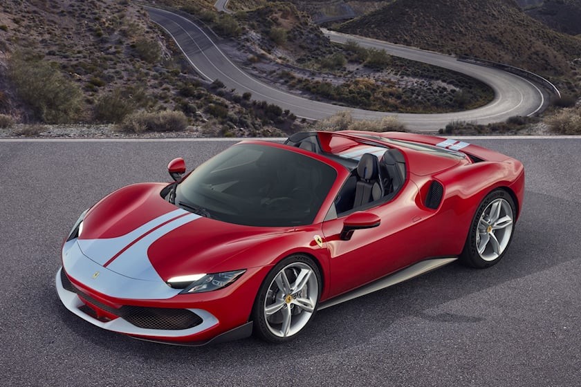 Ferrari 296 GTS: Siêu xe mui trần công suất 819 mã lực Ferrari 296 GTS: Siêu xe mui trần công suất 819 mã lực