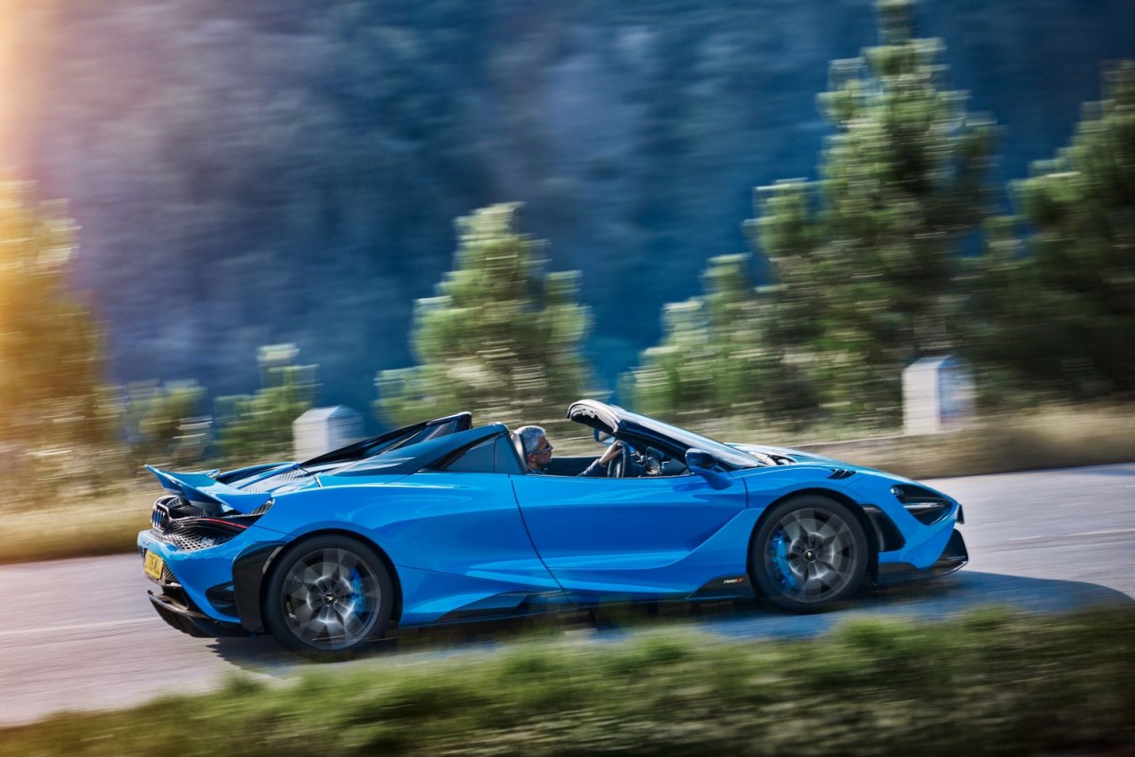 McLaren 765LT Spider chính hãng tại Việt Nam có giá hơn 29 tỷ đồng