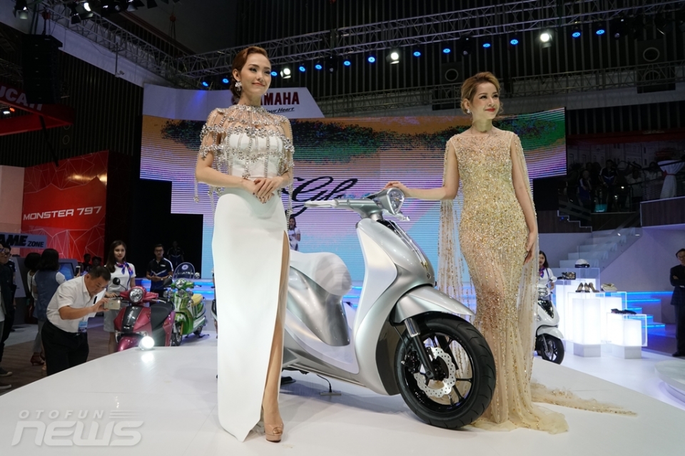 vmcs 2017 yamaha toa sang voi dai san pham phong phu