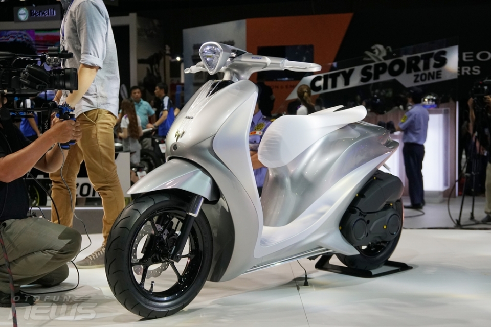 vmcs 2017 yamaha toa sang voi dai san pham phong phu