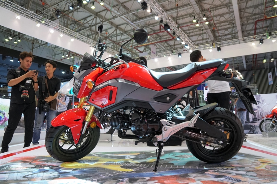 vmcs 2017 can canh xe choi honda msx 125 the he 2017 moi