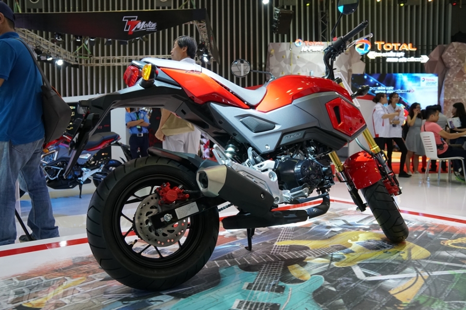 vmcs 2017 can canh xe choi honda msx 125 the he 2017 moi