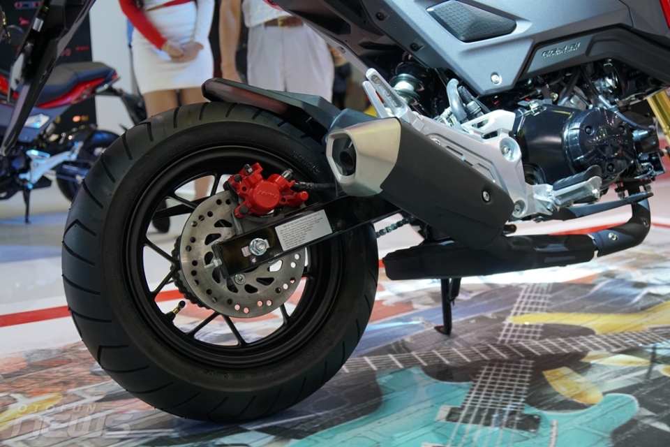vmcs 2017 can canh xe choi honda msx 125 the he 2017 moi