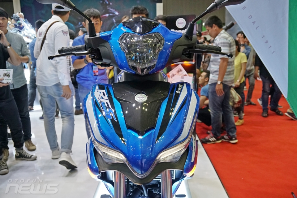 vmcs 2017 benelli bat ngo ra mat mau xe con tay rfs150i