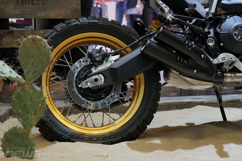 vmcs 2017 kham pha xe chuyen off road ducati scrambler desert sled