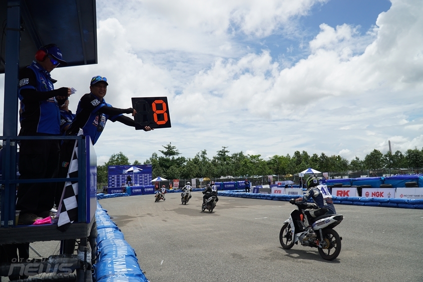 soi noi giai dua yamaha gp 2017 tai can tho