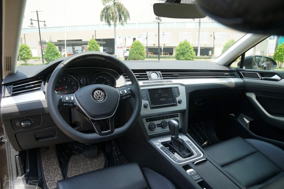 Volkswagen Passat BlueMotion: Kẻ thách thức mới đến từ Đức volkswagen passat bluemotion ke thach thuc moi den tu duc
