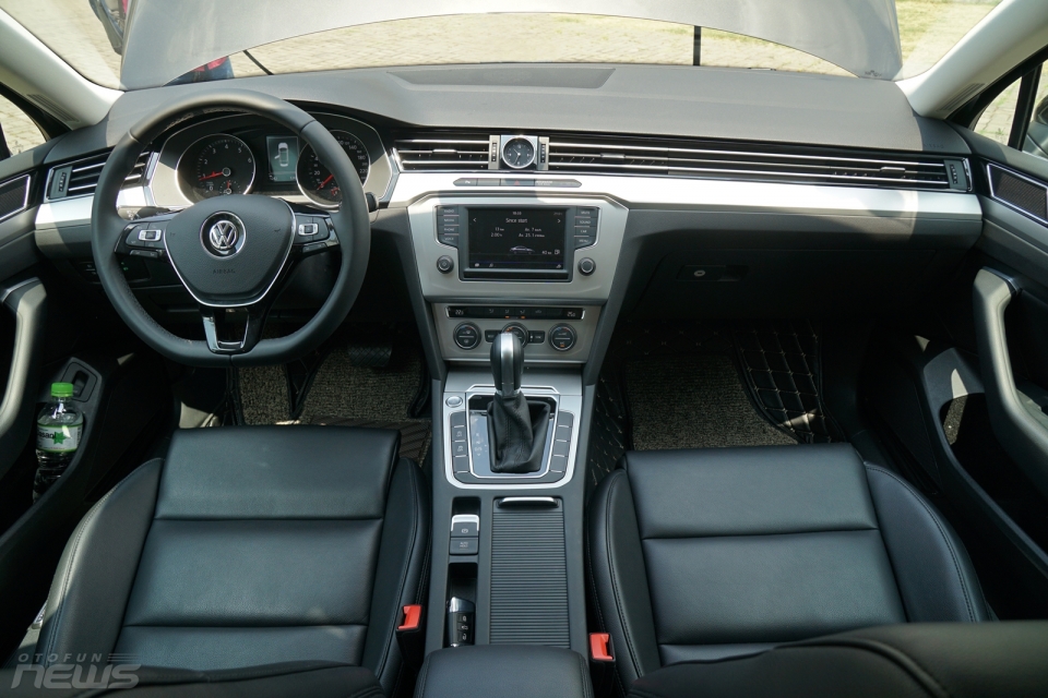 Volkswagen Passat BlueMotion: Kẻ thách thức mới đến từ Đức volkswagen passat bluemotion ke thach thuc moi den tu duc
