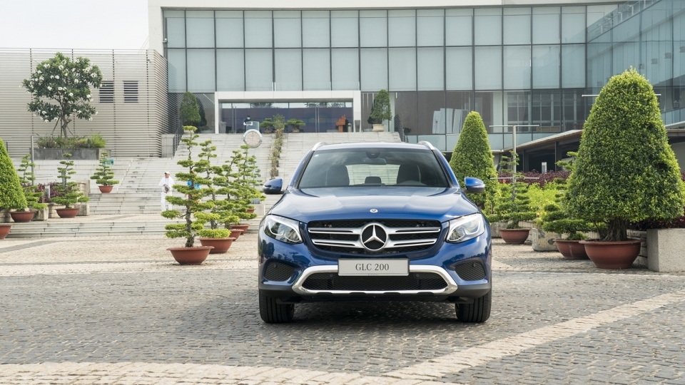 Mercedes-Benz GLC 200 có giá 1,7 tỷ đồng
