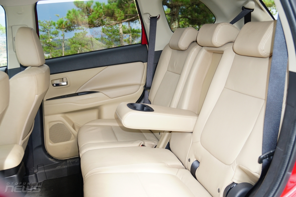 Trải nghiệm Mitsubishi Outlander 2018: Ưu thế từ sự linh hoạt trai nghiem mitsubishi outlander 2018 uu the tu su linh hoat