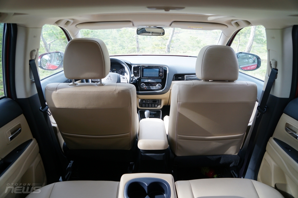Trải nghiệm Mitsubishi Outlander 2018: Ưu thế từ sự linh hoạt trai nghiem mitsubishi outlander 2018 uu the tu su linh hoat