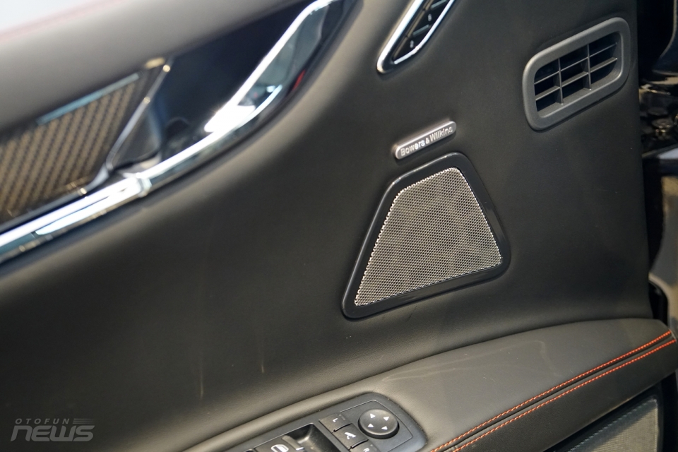 Maserati Quattroporte GranSport GTS Nerissimo cực hiếm có mặt tại Việt Nam maserati quattroporte gransport gts nerissimo sieu hiem co mat tai viet nam