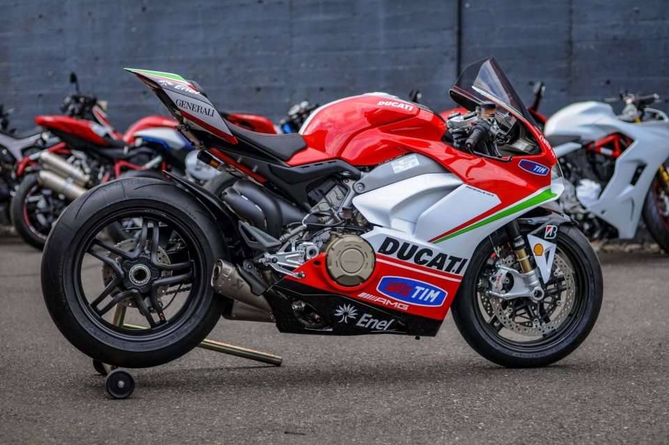 ducati panigale v4 nicky hayden sieu mo to duy nhat gia tien ty