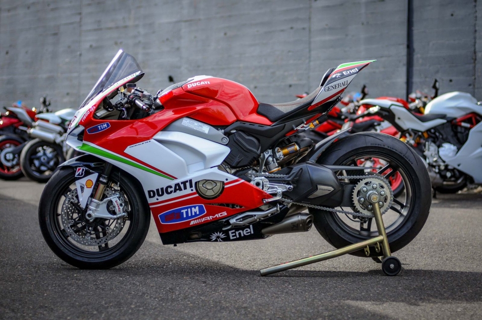 ducati panigale v4 nicky hayden sieu mo to duy nhat gia tien ty