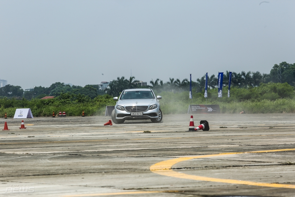 MBDA 2019 - Phá xe "Mẹc" sướng lắm! mbda 2019 pha xe mec suong lam