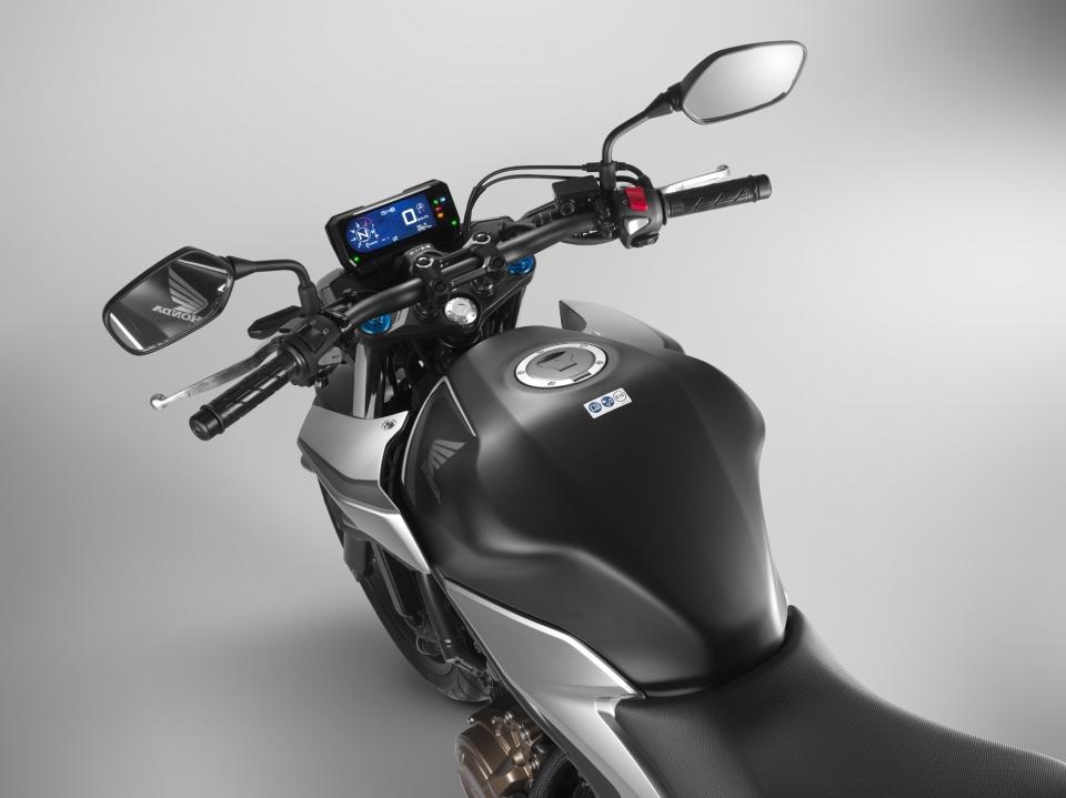 honda cb500f 2019 chinh hang co gia 179 trieu dong