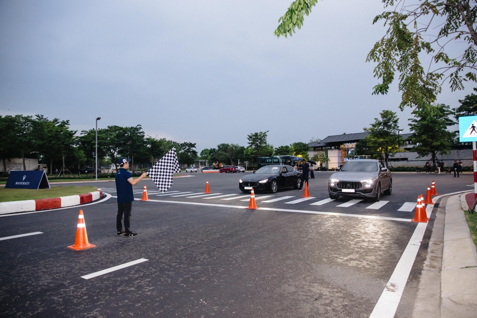 maserati tham du trinh thuong luu summer wanderlust