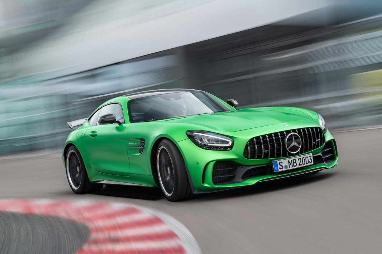 Mercedes-Benz Việt Nam ra mắt 3 xe thể thao AMG với giá từ 2,2 tỷ đồng mercedes benz viet nam ra mat 3 xe the thao amg voi gia tu 22 ty dong