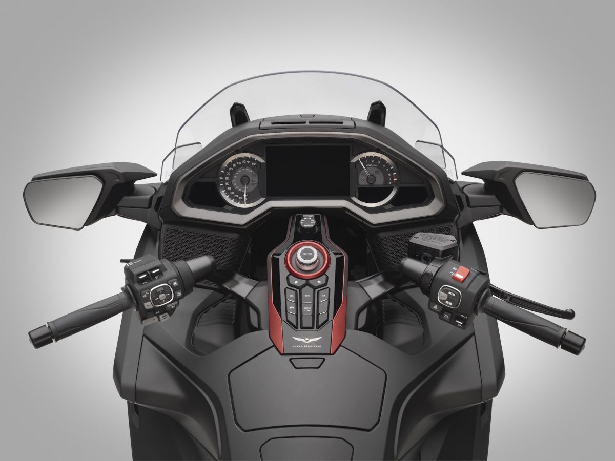 Honda Gold Wing 2020 được trang bị kết nối Android Auto honda gold wing 2020 duoc trang bi ket noi android auto
