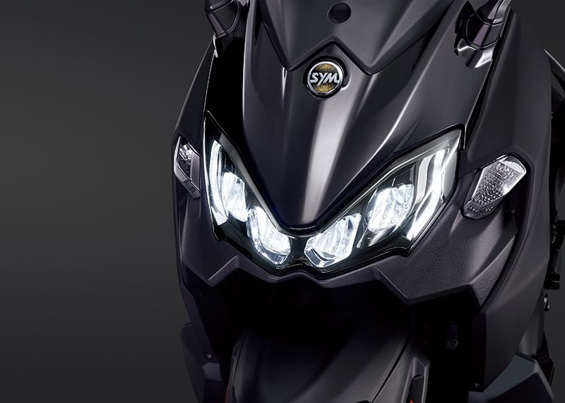 xe tay ga co lon sym maxsym 500 2020 ra mat tai malaysia