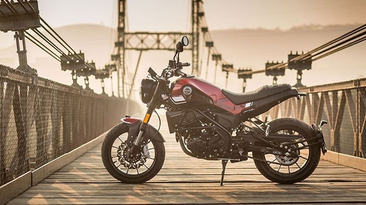 Benelli Leoncino 250 2021 ra mắt giá chỉ 94 triệu đồng