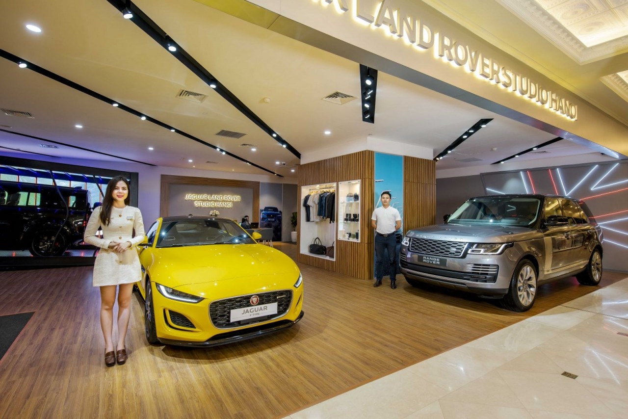 Jaguar Land Rover có phòng trưng bày mới tại Hà Nội Jaguar Land Rover có phòng trưng bày mới tại Hà Nội
