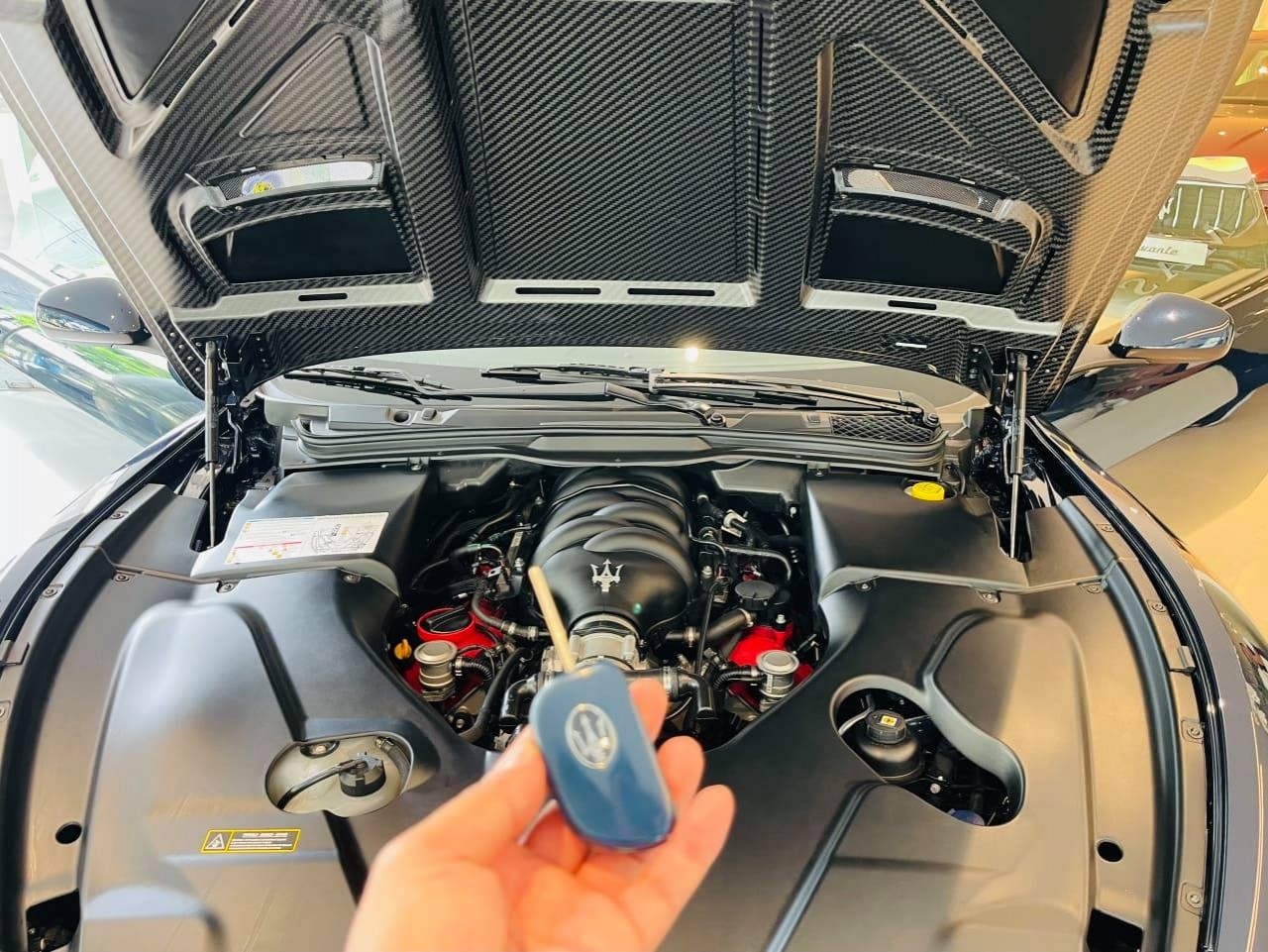 Cận cảnh Maserati GranTurismo Sport tại Việt Nam với giá 13,8 tỷ đồng Cận cảnh Maserati GranTurismo Sport tại Việt Nam với giá 13,8 tỷ đồng